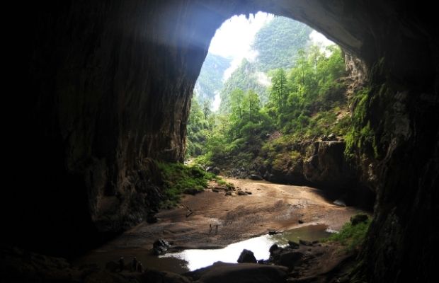 En Cave Phong Nha
